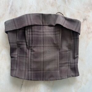 With jean - corset